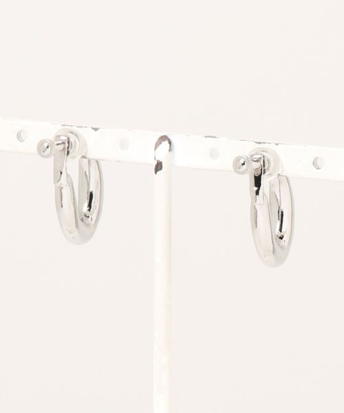 SALON（サロン）の「金具が目立たないぷっくりフープイヤリング（イヤリング・レディース・ゴールド/シルバー・FREE）」の8枚目の写真