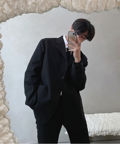 ASCLO（エジュクロ）の「ASCLO  Overfit Art Blazer（2type）（テーラードジャケット・メンズ・ブラック/ベージュ/ストライプ・SMALL/LARGE）」の8枚目の写真