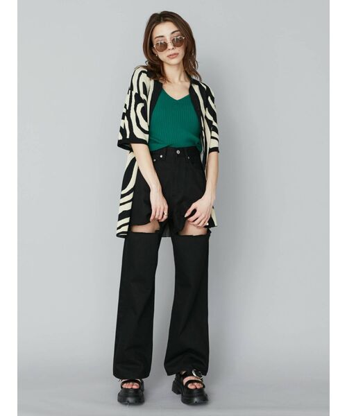 EVRIS（エヴリス）の「フロントスラッシュワイドパンツ（デニムパンツ・レディース・ホワイト/ブラック/ベージュ・SMALL/MEDIUM）」の16枚目の写真