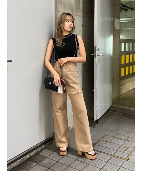 EVRIS（エヴリス）の「フロントスラッシュワイドパンツ（デニムパンツ・レディース・ホワイト/ブラック/ベージュ・SMALL/MEDIUM）」の22枚目の写真