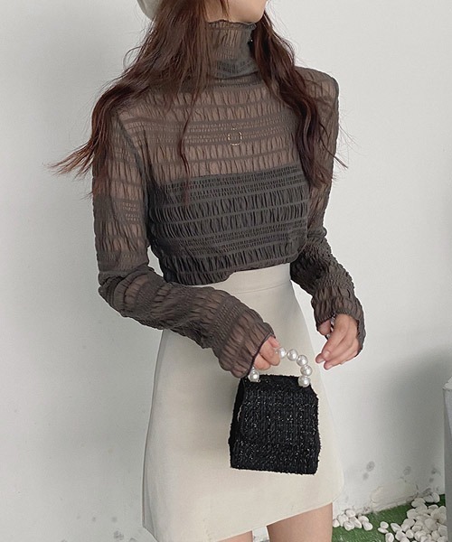 i-dare（アイディア）の「【i-dare】ハイネック シャーリング シアー ブラウス（シャツ/ブラウス・レディース・ブラック/ホワイト/カーキ/ダークブラウン/アイボリー/チャコールグレー・FREE）」の4枚目の写真