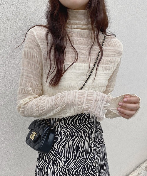 i-dare（アイディア）の「【i-dare】ハイネック シャーリング シアー ブラウス（シャツ/ブラウス・レディース・ブラック/ホワイト/カーキ/ダークブラウン/アイボリー/チャコールグレー・FREE）」の17枚目の写真