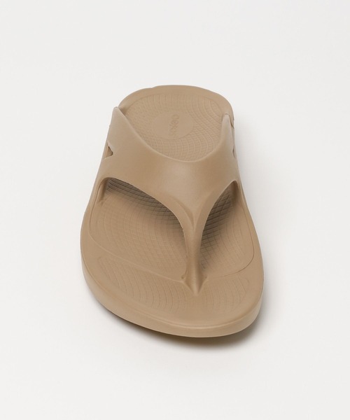 OOFOS（ウーフォス）の「【HEREIAM】OOFOS（ウーフォス）OOriginal（サンダル・レディース・ブラック/パープル/ナチュラル/グレイッシュベージュ・SMALL/MEDIUM/X-SMALL）」の15枚目の写真