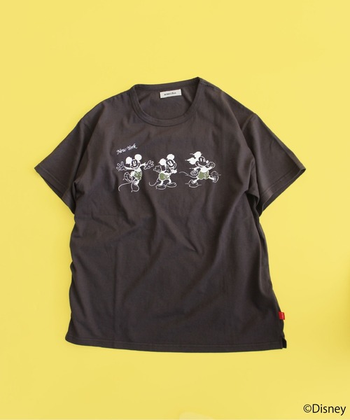 AVIREX(アヴィレックス)の「AVIREX/MICKEY MOUSE 333 T-SHIRT/ アヴィレックス/ミッキーマウス 333 ティーシャツ(Tシャツ/カットソー・レディース・ホワイト/チャコールグレー・FREE)」の4枚目の写真