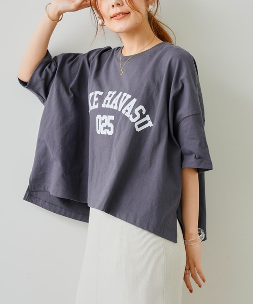 Chez toi（シェトワ）の「【WEB限定】ワイドカレッジロゴT（Tシャツ/カットソー・レディース・チャコールグレー/オフホワイト/カーキ/グリーン/ホワイト系その他・FREE）」の4枚目の写真