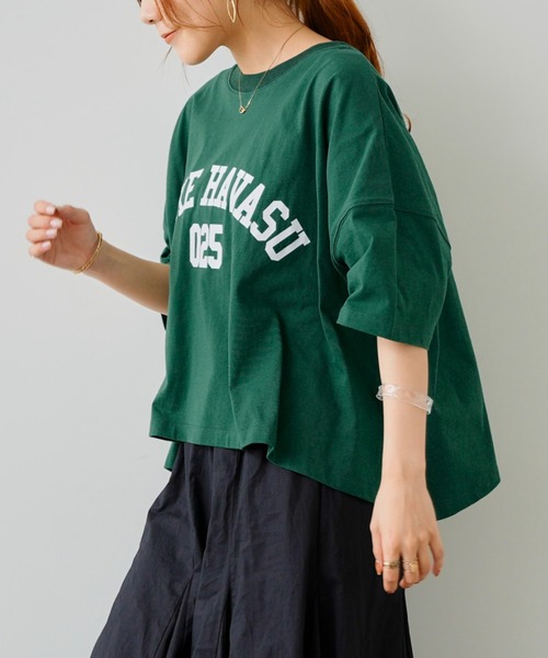 Chez toi（シェトワ）の「【WEB限定】ワイドカレッジロゴT（Tシャツ/カットソー・レディース・チャコールグレー/オフホワイト/カーキ/グリーン/ホワイト系その他・FREE）」の5枚目の写真