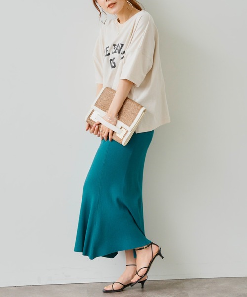 Chez toi（シェトワ）の「【WEB限定】ワイドカレッジロゴT（Tシャツ/カットソー・レディース・チャコールグレー/オフホワイト/カーキ/グリーン/ホワイト系その他・FREE）」の16枚目の写真