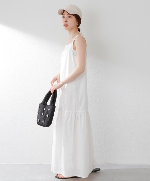 SHENERY（シーナリー）の「ティアードキャミドレス（ワンピース・レディース・ブルー/オフホワイト・FREE）」の8枚目の写真