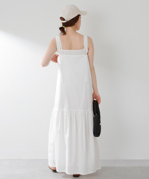 SHENERY（シーナリー）の「ティアードキャミドレス（ワンピース・レディース・ブルー/オフホワイト・FREE）」の11枚目の写真