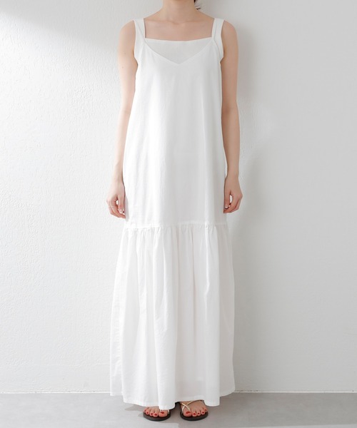 SHENERY（シーナリー）の「ティアードキャミドレス（ワンピース・レディース・ブルー/オフホワイト・FREE）」の17枚目の写真