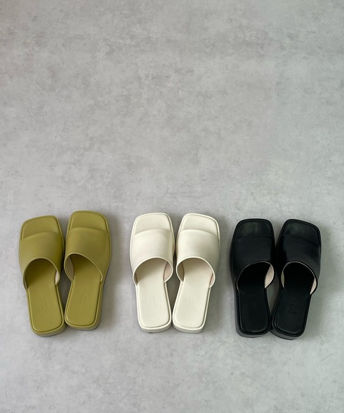 LE MORE（リモア）の「バルキーヒール厚底サンダル（サンダル・レディース・ブラック/イエロー/アイボリー・24.0cm/25.0cm/23.5㎝/24.5㎝/23.0cm）」の5枚目の写真