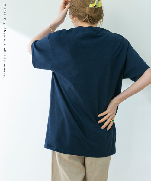 URBAN RESEARCH（アーバンリサーチ）の「NYC LETTERING T-SHIRTS（Tシャツ/カットソー・レディース・ホワイト/ネイビー/ピンク・FREE）」の10枚目の写真