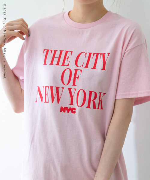 URBAN RESEARCH（アーバンリサーチ）の「NYC LETTERING T-SHIRTS（Tシャツ/カットソー・レディース・ホワイト/ネイビー/ピンク・FREE）」の14枚目の写真