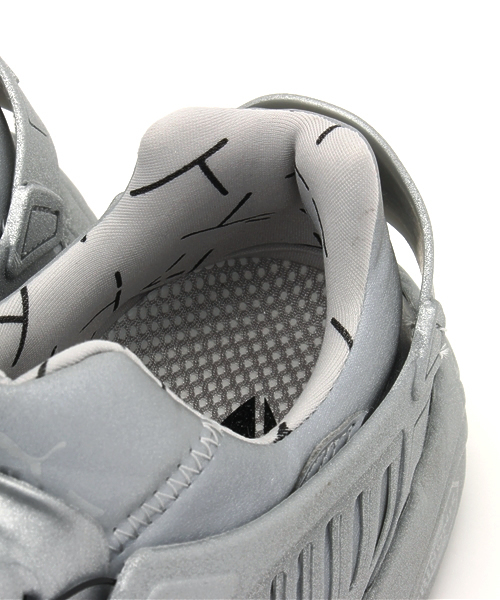 PUMA（プーマ）の「PUMA Disc Blaze Reflective（スニーカー・メンズ・シルバー・27cm/28cm）」の7枚目の写真