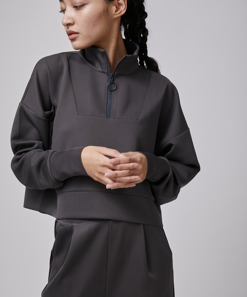 NERGY（ナージー）の「【Athlounge】UV  接触冷感 ショートハーフジッププルオーバー（スウェット・レディース・チャコールグレー/ブラウン/レンガ・FREE）」の15枚目の写真