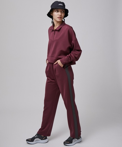 NERGY（ナージー）の「【Athlounge】UV  接触冷感 ショートハーフジッププルオーバー（スウェット・レディース・チャコールグレー/ブラウン/レンガ・FREE）」の5枚目の写真