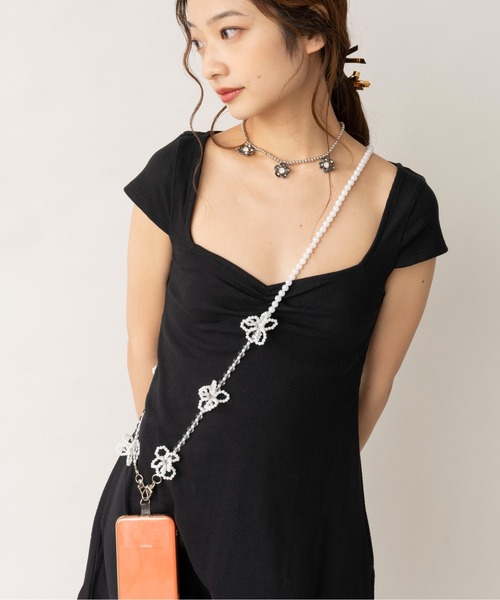 Casselini（キャセリーニ）の「【直営店限定】 Casselini(キャセリーニ)フェイクパールモバイルストラップ（スマホグッズ・レディース・ホワイト/シルバー/ブラック/クリア/ベージュ・FREE）」の5枚目の写真