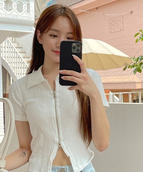 SONA(ソナ)の「SONYUNARA 2WAYシワ加工ジップアップTシャツ(Tシャツ/カットソー・レディース・アイボリー/ライトパープル/ブラック・FREE)」の9枚目の写真