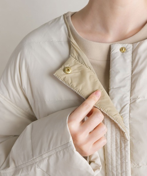 FURRY（ファーリー）の「軽量ダウンノーカラージャケット（トレンチコート・レディース・ブラック/アイボリー・FREE）」の14枚目の写真