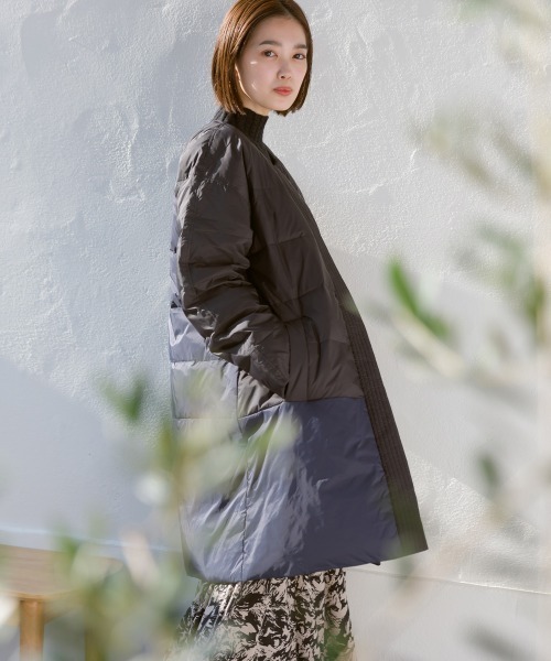 FURRY（ファーリー）の「軽量ダウンノーカラージャケット（トレンチコート・レディース・ブラック/アイボリー・FREE）」の6枚目の写真