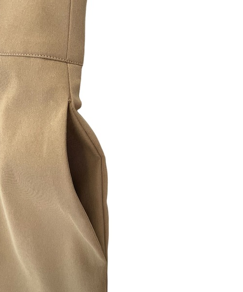 TEVALT(ヴァレット)の「フリルタイトジャンパーSK(サロペット/オーバーオール・レディース・ブラック/キャメル・38)」の15枚目の写真