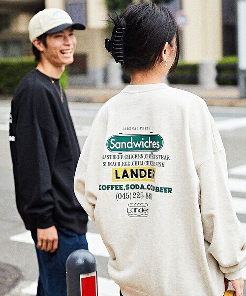 FREAK'S STORE(フリークスストア)の「WEB限定 LANDER×FREAK'S STORE/ランダー 別注 ビッグシルエット バックプリント クルーネックスウェット(スウェット・メンズ・ブラック/アッシュグレー/ダークグリーン・SMALL/MEDIUM/LARGE/X-LARGE)」の13枚目の写真