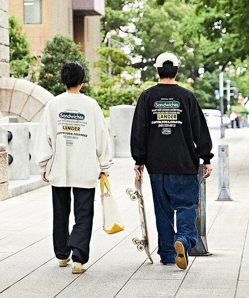 FREAK'S STORE(フリークスストア)の「WEB限定 LANDER×FREAK'S STORE/ランダー 別注 ビッグシルエット バックプリント クルーネックスウェット(スウェット・メンズ・ブラック/アッシュグレー/ダークグリーン・SMALL/MEDIUM/LARGE/X-LARGE)」の11枚目の写真