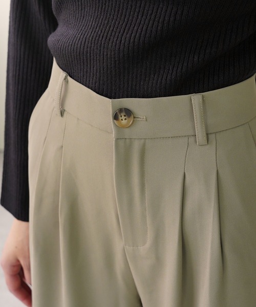 IAMUSE(アイアミューズ)の「フロントボタンセミワイドスラックスパンツ S0800【IAMUSE】(スラックス・レディース・グレー/ブラック/ベージュ・S/M)」の19枚目の写真