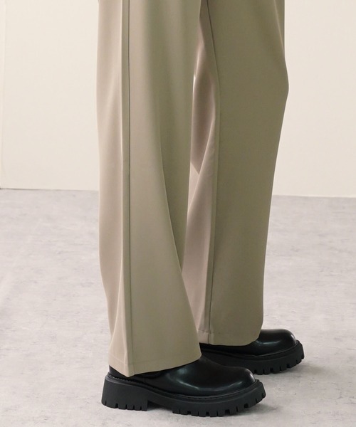 IAMUSE(アイアミューズ)の「フロントボタンセミワイドスラックスパンツ S0800【IAMUSE】(スラックス・レディース・グレー/ブラック/ベージュ・S/M)」の21枚目の写真