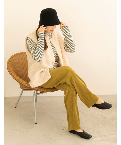 chocomee（チョコミー）の「round neck boa vest/ラウンドネックボアベスト（ベスト・レディース・アイボリー/ベージュ・ONE SIZE）」の17枚目の写真