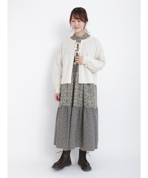 Samansa Mos2（サマンサ モスモス）の「リボン前後2WAYニットカーディガン（カーディガン/ボレロ・レディース・オフホワイト/ブラウン/グリーン/チャコール・ﾌﾘ-）」の6枚目の写真