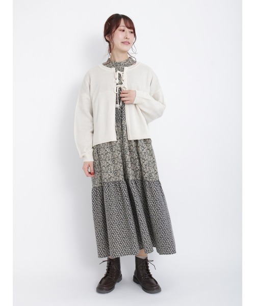 Samansa Mos2（サマンサ モスモス）の「リボン前後2WAYニットカーディガン（カーディガン/ボレロ・レディース・オフホワイト/ブラウン/グリーン/チャコール・ﾌﾘ-）」の5枚目の写真