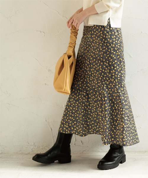 OPAQUE.CLIP（オペークドットクリップ）の「◆【C】フラワードットマーメイドフレアスカート（スカート・レディース・ダークブラウン系/ブラック系・36/38/40）」の2枚目の写真