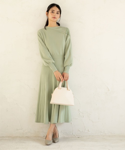 OPAQUE.CLIP(オペークドットクリップ)の「◆肩レース切替ニットワンピース(ワンピース・レディース・ブラック/ライトグリーン・38)」の11枚目の写真