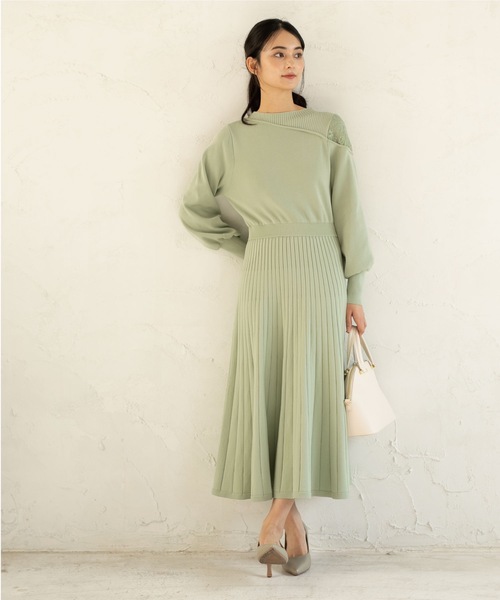 OPAQUE.CLIP(オペークドットクリップ)の「◆肩レース切替ニットワンピース(ワンピース・レディース・ブラック/ライトグリーン・38)」の13枚目の写真