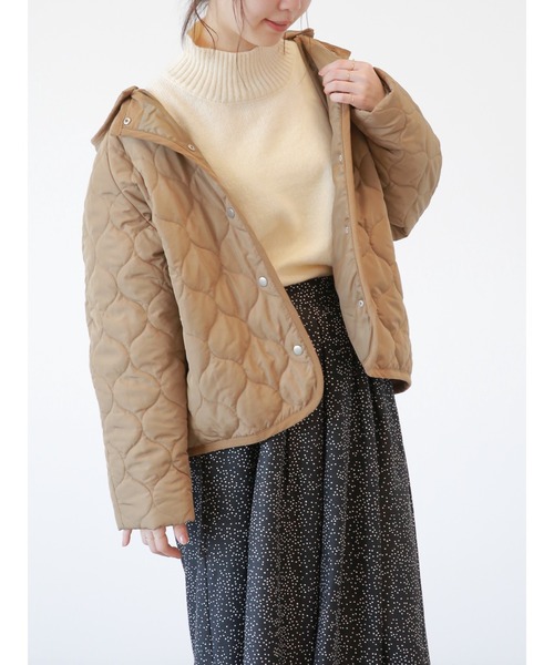 Samansa Mos2 blue（サマンサモスモスブルー）の「フード取外し2WAYキルトジャケット（その他アウター・レディース・ブラック/ベージュ/キナリ・ﾌﾘ-）」の20枚目の写真