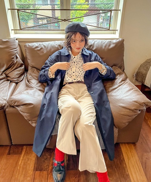 Le temps riche（ルタンリッシュ）の「センタープレスセミフレアパンツ＜Le temps riche＞（スラックス・レディース・サンドベージュ/ブラック・S/M/L/LL）」の13枚目の写真