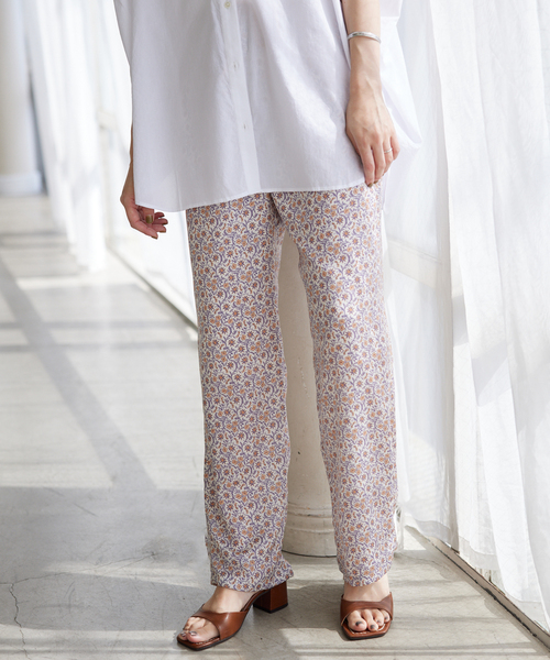 SLOBE IENA（スローブイエナ）の「TROUILLETマルチパターンリラックスパンツ（その他パンツ・レディース・ネイビー/ラベンダー・FREE）」の9枚目の写真