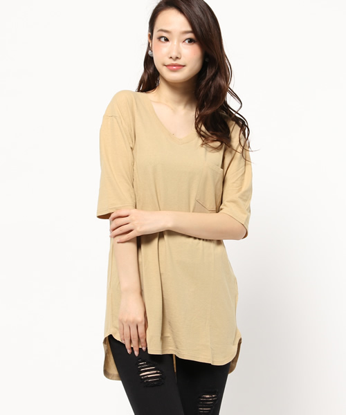 MOUSSY（マウジー）の「ROUND HEM V/N TEE（Tシャツ/カットソー・レディース・ベージュ/ネイビー/ホワイト/ブラック・FREE）」の14枚目の写真