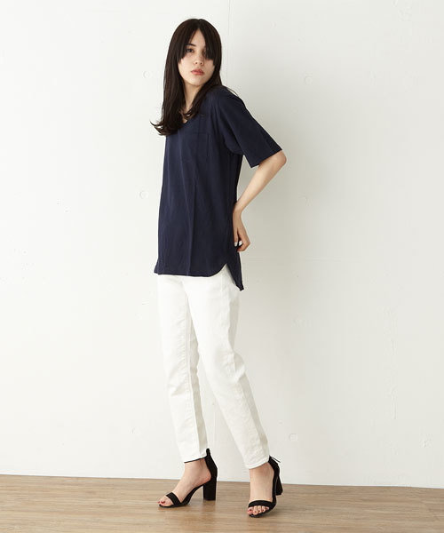 MOUSSY（マウジー）の「ROUND HEM V/N TEE（Tシャツ/カットソー・レディース・ベージュ/ネイビー/ホワイト/ブラック・FREE）」の18枚目の写真