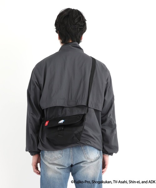Manhattan Portage(マンハッタンポーテージ)の「Manhattan Portage/マンハッタンポーテージ ショルダーバック "ドラえもん" MESSENGER BAG FLAP ZIPPER POCKET DORAEMON 25 MP1603FZPDORA25(メッセンジャーバッグ・メンズ・ブラック×レッド・FREE)」の16枚目の写真