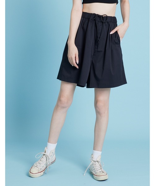 Little sunny bite(リトルサニーバイト)の「Nylon short pants(その他パンツ・レディース・ブラック/ブルー/イエロー・SMALL/MEDIUM)」の4枚目の写真