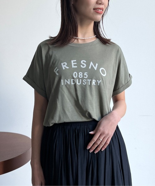Chez toi(シェトワ)の「BACK布帛ロゴプルオーバー(Tシャツ/カットソー・レディース・カーキ/オフホワイト/チャコールグレー・FREE)」の3枚目の写真