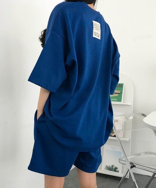 Dalfwin（ダールフィン）の「韓国ファッション バックラベル半袖×ショートパンツセットアップ ルームウェア（ルームウェア/パジャマ・レディース・グレー系その他/ブラック/ダークブルー/ライトブルー・FREE）」の4枚目の写真