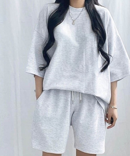 Dalfwin（ダールフィン）の「韓国ファッション バックラベル半袖×ショートパンツセットアップ ルームウェア（ルームウェア/パジャマ・レディース・グレー系その他/ブラック/ダークブルー/ライトブルー・FREE）」の14枚目の写真