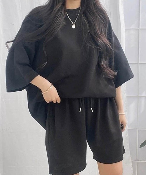 Dalfwin（ダールフィン）の「韓国ファッション バックラベル半袖×ショートパンツセットアップ ルームウェア（ルームウェア/パジャマ・レディース・グレー系その他/ブラック/ダークブルー/ライトブルー・FREE）」の6枚目の写真