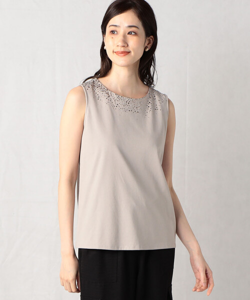 Comme　Ca　Mature（コムサマチュア）の「スパンコール付き　タンクトップ（タンクトップ・レディース・ブラック/グレイッシュベージュ/オフホワイト・MEDIUM/LARGE）」の8枚目の写真