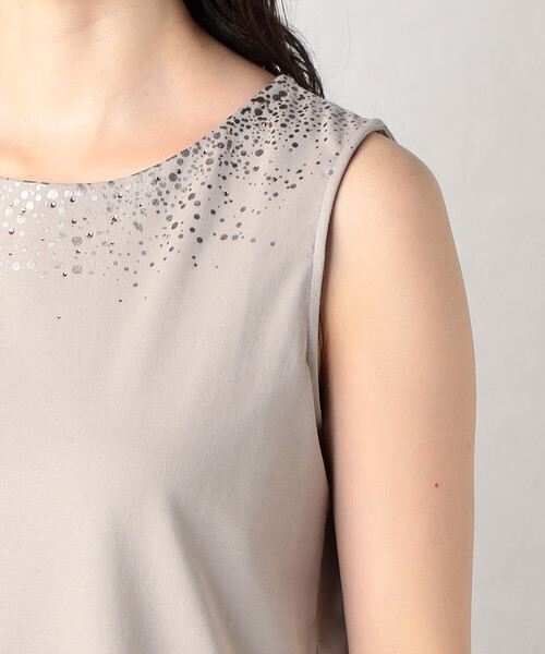 Comme　Ca　Mature（コムサマチュア）の「スパンコール付き　タンクトップ（タンクトップ・レディース・ブラック/グレイッシュベージュ/オフホワイト・MEDIUM/LARGE）」の13枚目の写真