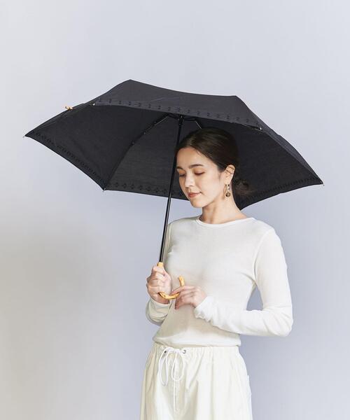 BEAUTY&YOUTH UNITED ARROWS（ビューティーアンドユースユナイテッドアローズ）の「エンブロイダリー バンブーハンドル パラソル/日傘（折りたたみ傘・レディース・ライトグレー/ブラック・FREE）」の16枚目の写真