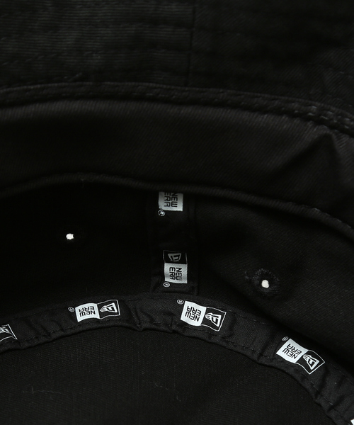UNIVERSAL OVERALL（ユニバーサルオーバーオール）の「【NEW ERA /ニューエラ】×【UNIVERSAL OVERALL】STANDARD WASH BUCKETU バケットハット（ハット・メンズ・ブラック・フリー）」の8枚目の写真